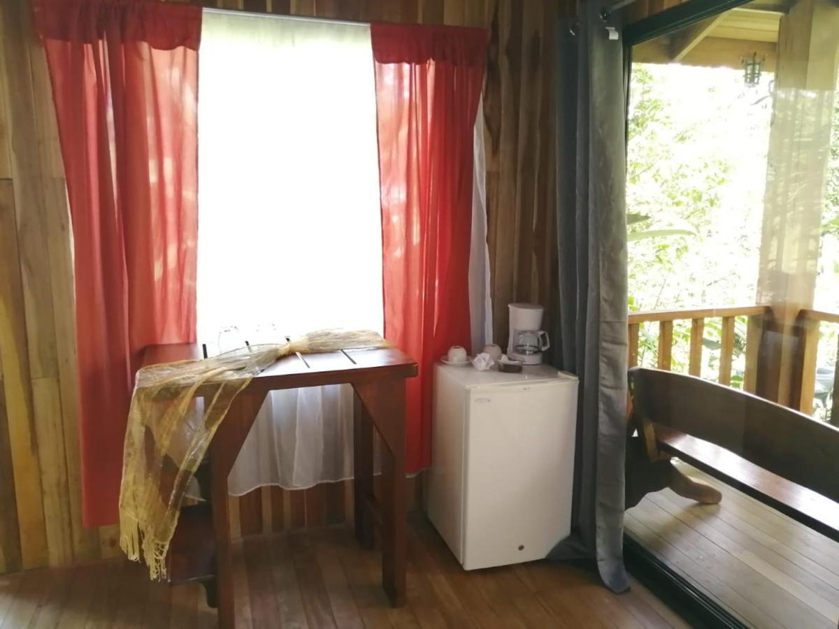 Arenal Rustic Lodge アラフエラ エクステリア 写真